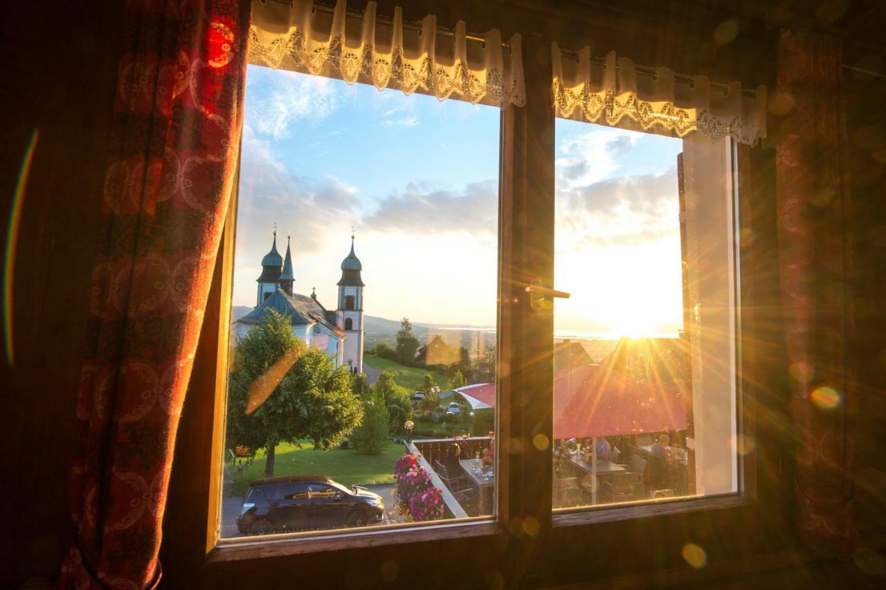 Gasthof Kreuz Bildstein Esterno foto